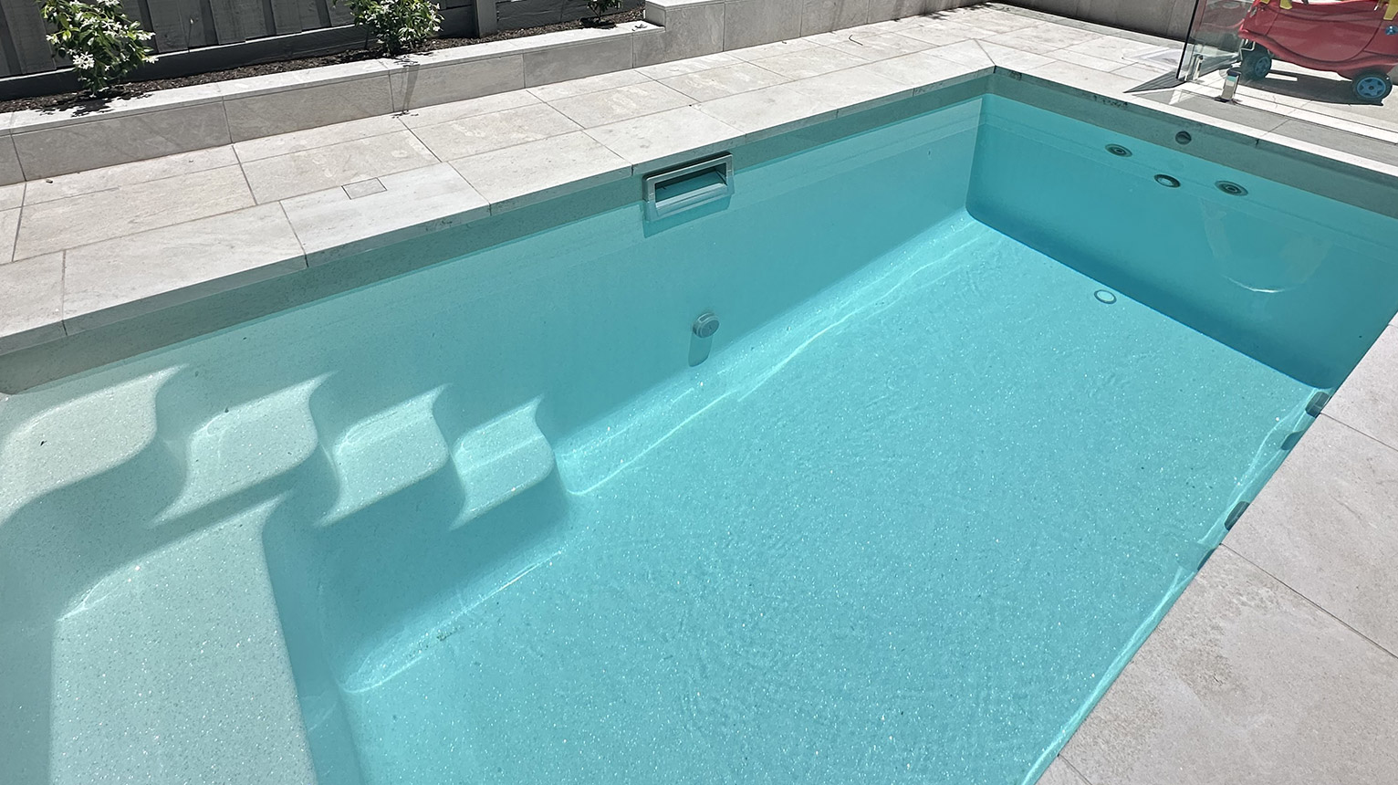 h2o-piscine-petite-eagle-1532x860