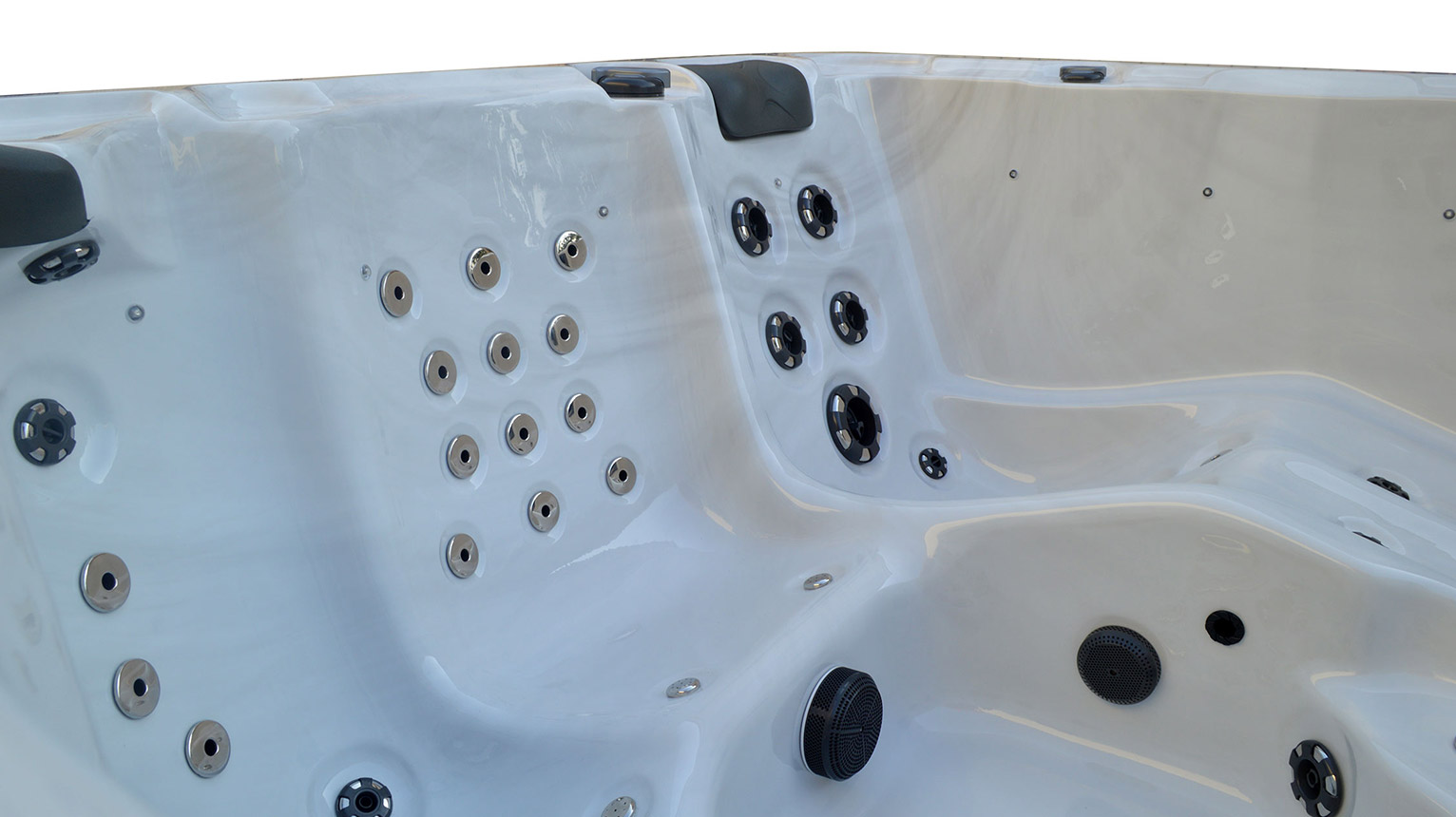 h2o-piscine-spa-emeraude-8-1532x860