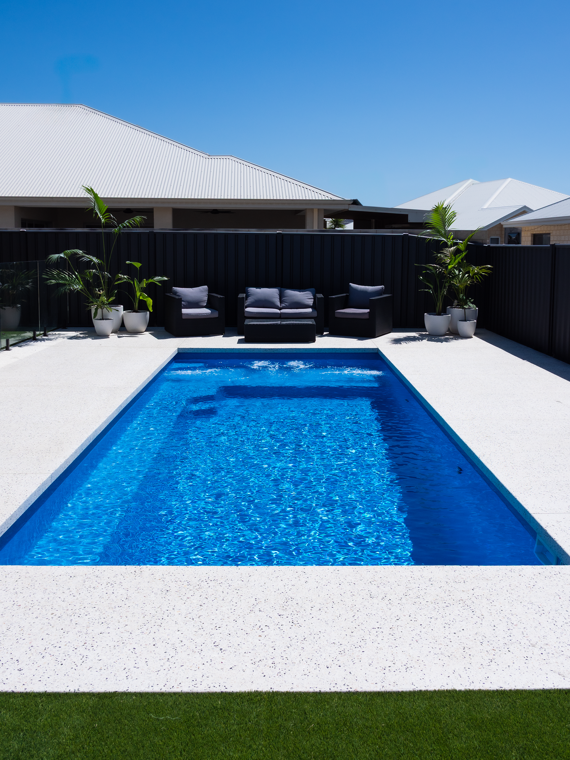 PositanoWader - Horizon(1)